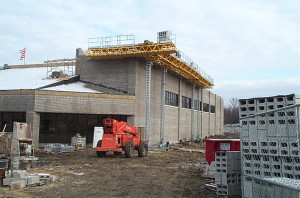 Jerry Castle and Son Hi-Lift - Schaumburg YMCA - Cyberdyne jobsite