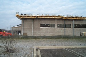 Jerry Castle and Son Hi-Lift - Schaumburg YMCA - Cyberdyne jobsite